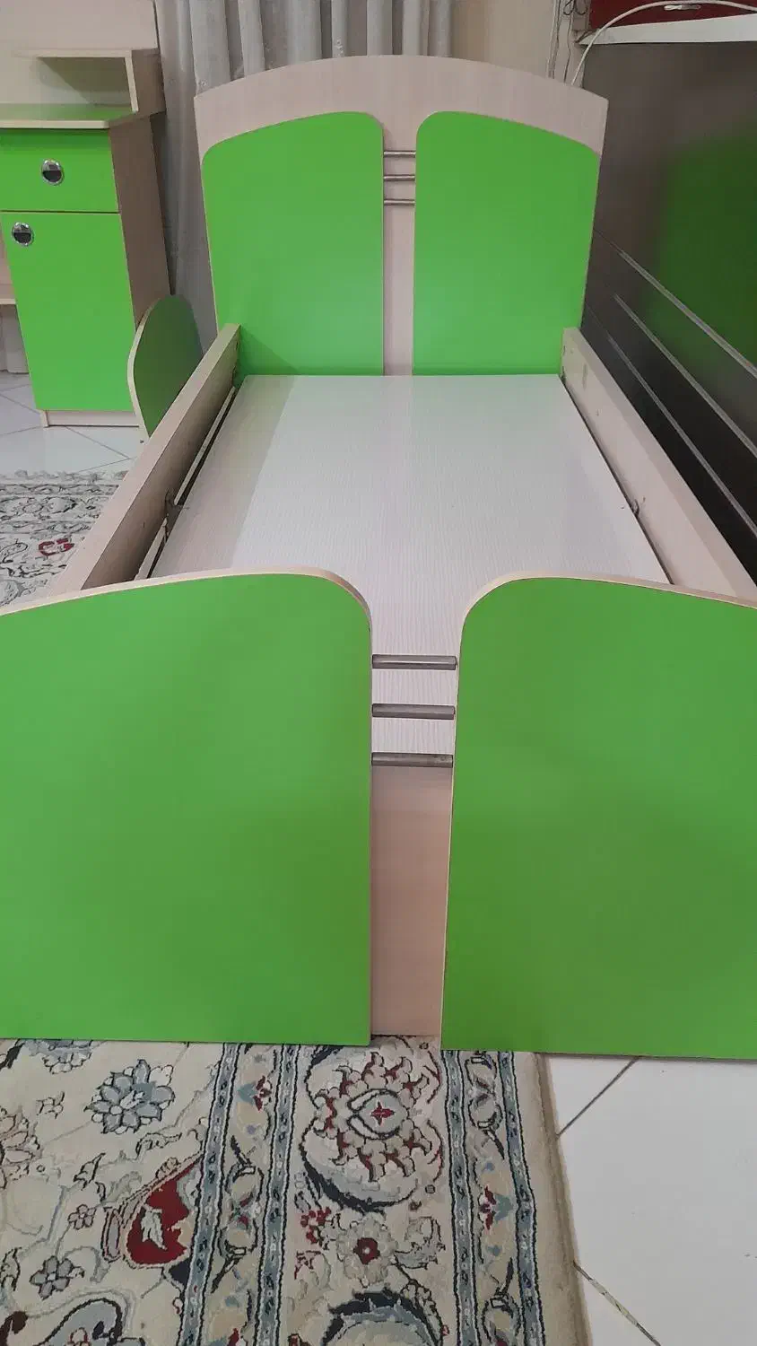 تخت یک نفره ، میز تحریر ام دی اف نوجوان|تخت و سرویس خواب|مشهد, هنرستان|دیوار