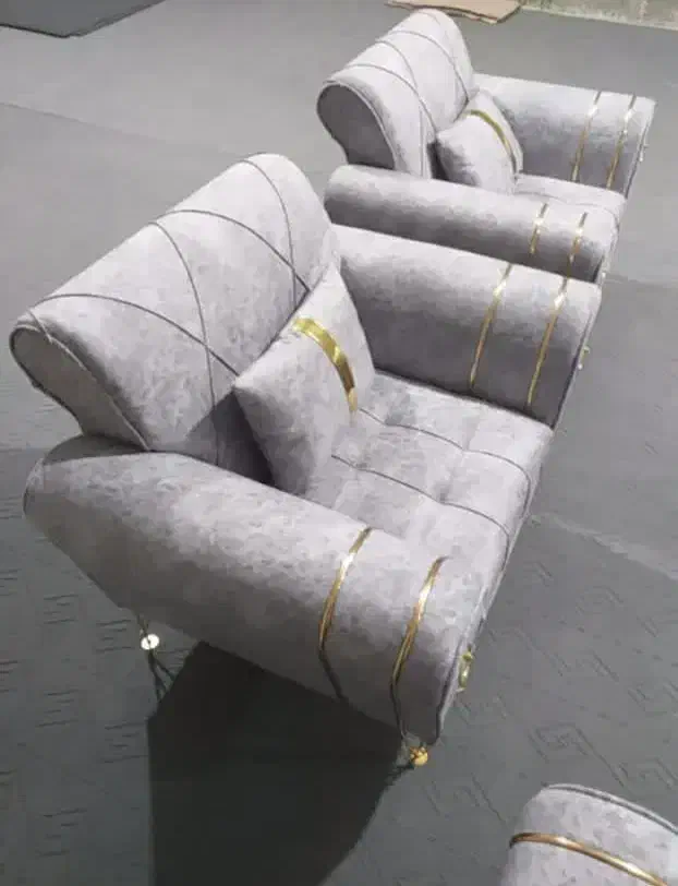 تولید انواع سرویس چوب و مبل|مبلمان خانگی و میز عسلی|بومهن, |دیوار