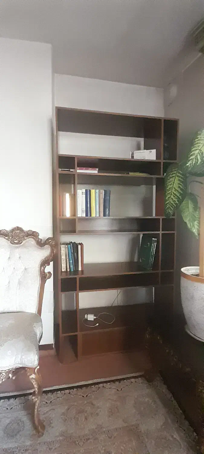 کمد کتابخانه|کتابخانه، شلف، قفسه‌های دیواری|قدس, شهر‌قدس|دیوار