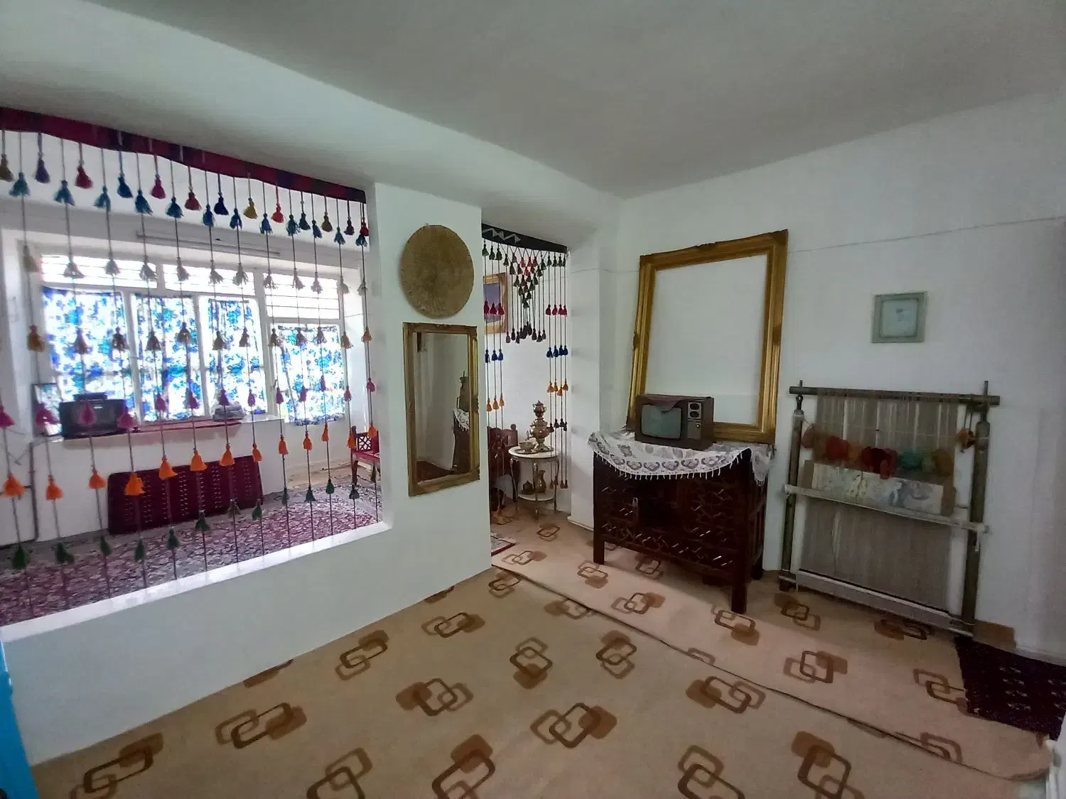 خانه های سنتی داخل باغ روستای وفس|اجارهٔ کوتاهمدت ویلا و باغ|اراک, |دیوار