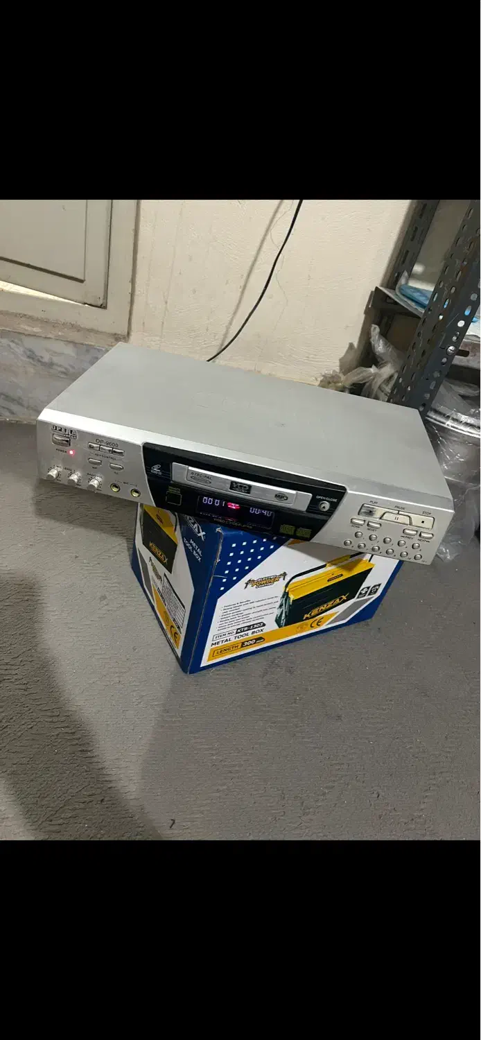 دستگاه پخش ویدئو سی دی|پخش‌کننده DVD و ویدیو|اصفهان, بهارستان|دیوار