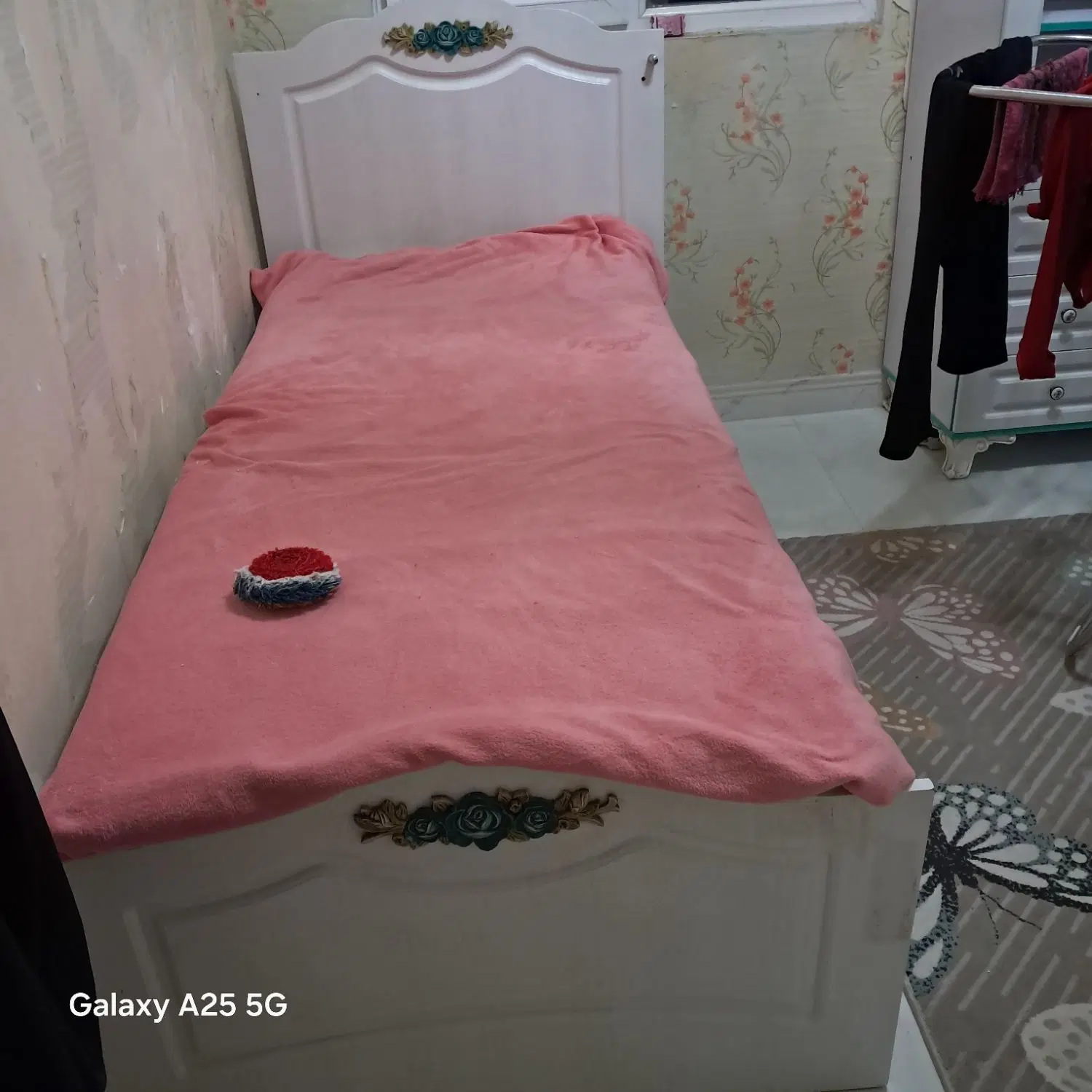 تخت|تخت و سرویس خواب|تهران, قلمستان|دیوار