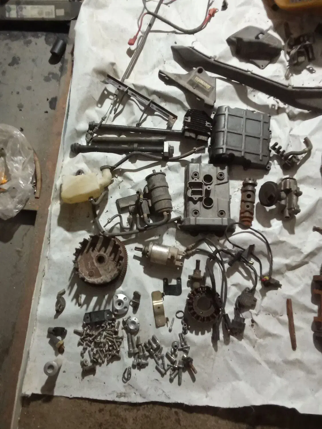 لوازم بنلی 250جفت|قطعات یدکی و لوازم جانبی|تهران, ترمینال جنوب|دیوار