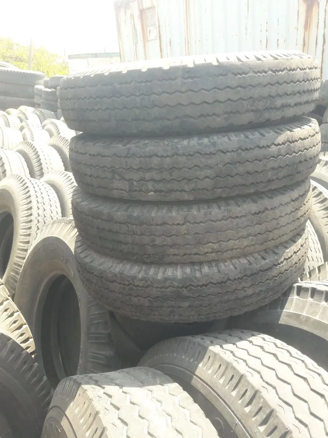 لاستیک خاوری و نیسانی وتریلی کشاورزی|قطعات یدکی و لوازم جانبی|بجنورد, |دیوار