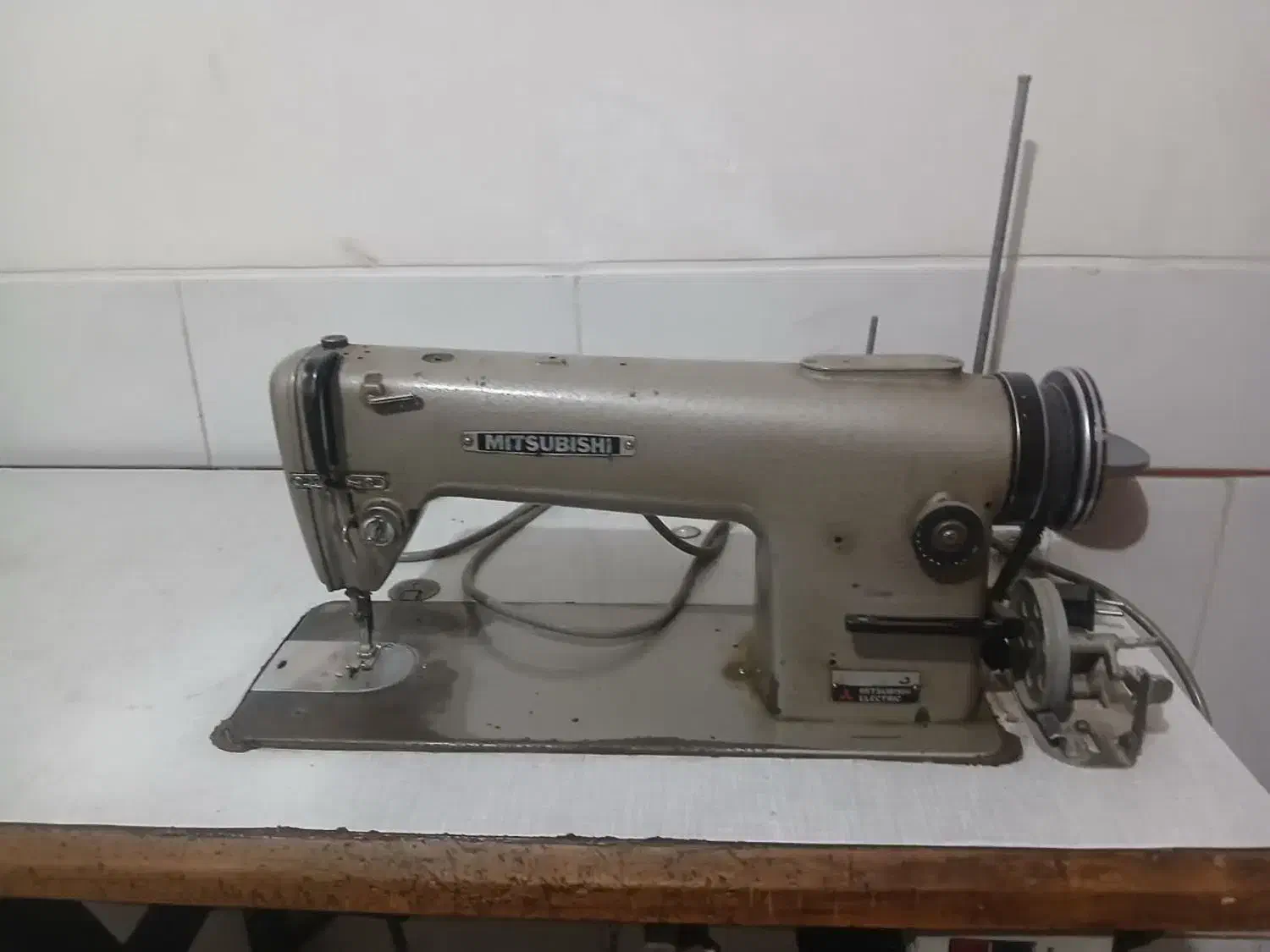 چرخ خیاطی میستوبیشی|چرخ خیاطی و ریسندگی|اصفهان, آهنگران|دیوار