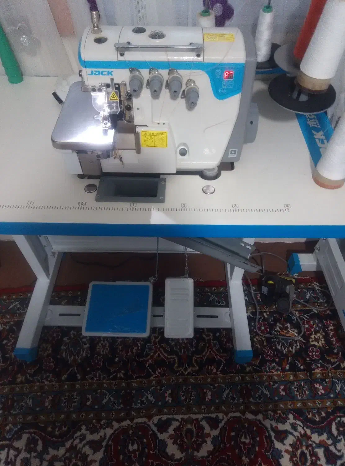 سردوزچهارنخ کاملا نو|چرخ خیاطی و ریسندگی|همدان, |دیوار