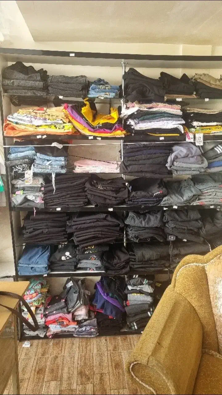 واگذاری مغازه پوشاک زنانه|لباس|کمیجان, |دیوار