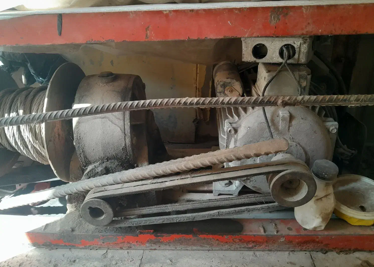 بالابر بر ساختمان|مصالح و تجهیزات ساختمان|بهارستان, |دیوار