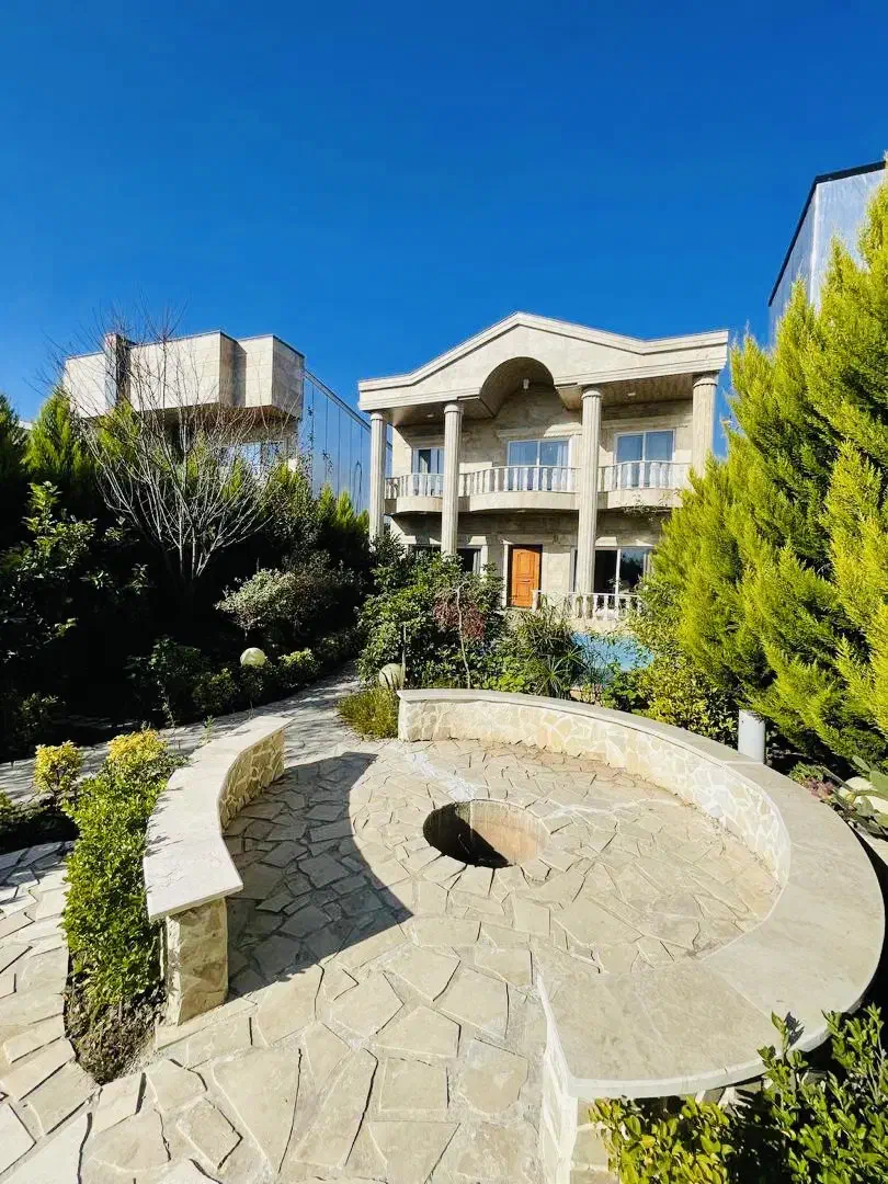 ویلاباغ اصیل/مستقل/با سند کامل/استخردار/فوقالعاده|فروش خانه و ویلا|چمستان, |دیوار