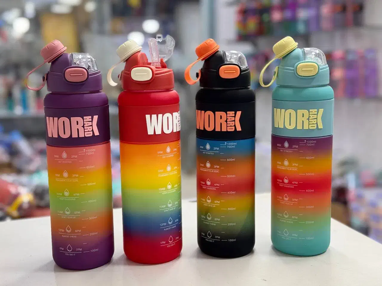 قمقمه عمده|ظروف نگهدارنده، پلاستیکی، یک‌بارمصرف|بندر گناوه, |دیوار