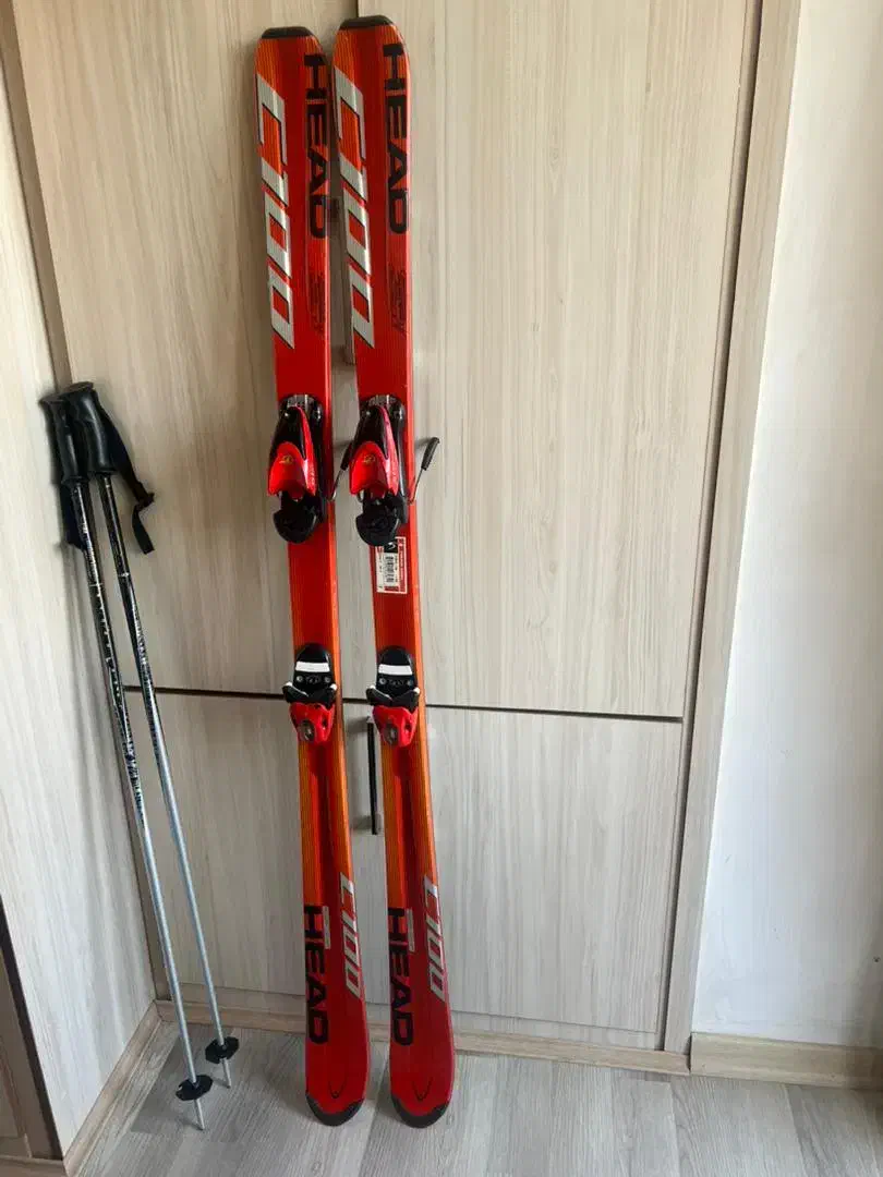 چوب اسکی|ورزش‌های زمستانی|تبریز, |دیوار