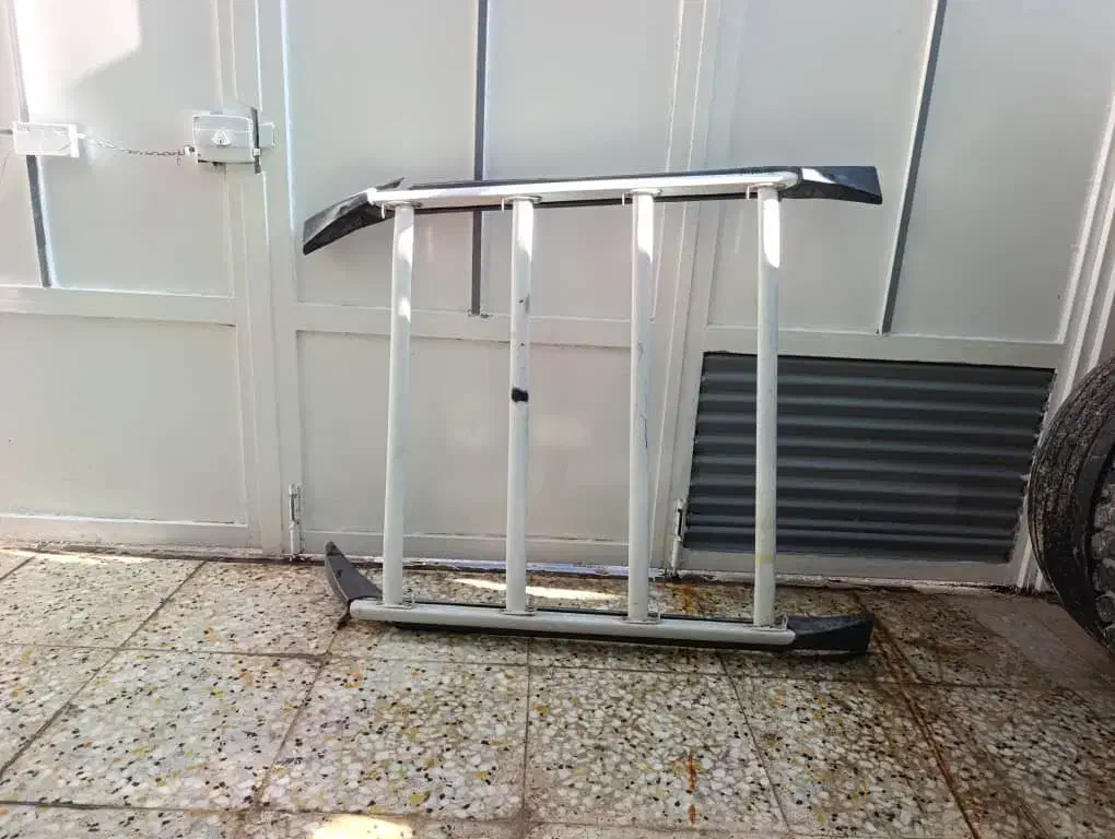 باربند پژو وچراغ خطر پژو 405|قطعات یدکی و لوازم جانبی|شیراز, شهرک امام حسن|دیوار