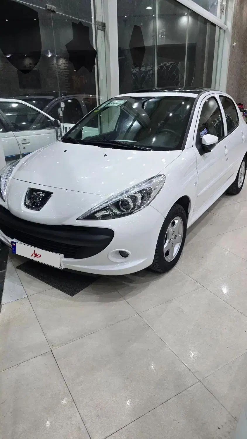 پژو ۲۰۷ پاناروما قالپاق خشک برج ۹|خودرو سواری و وانت|بروجرد, |دیوار