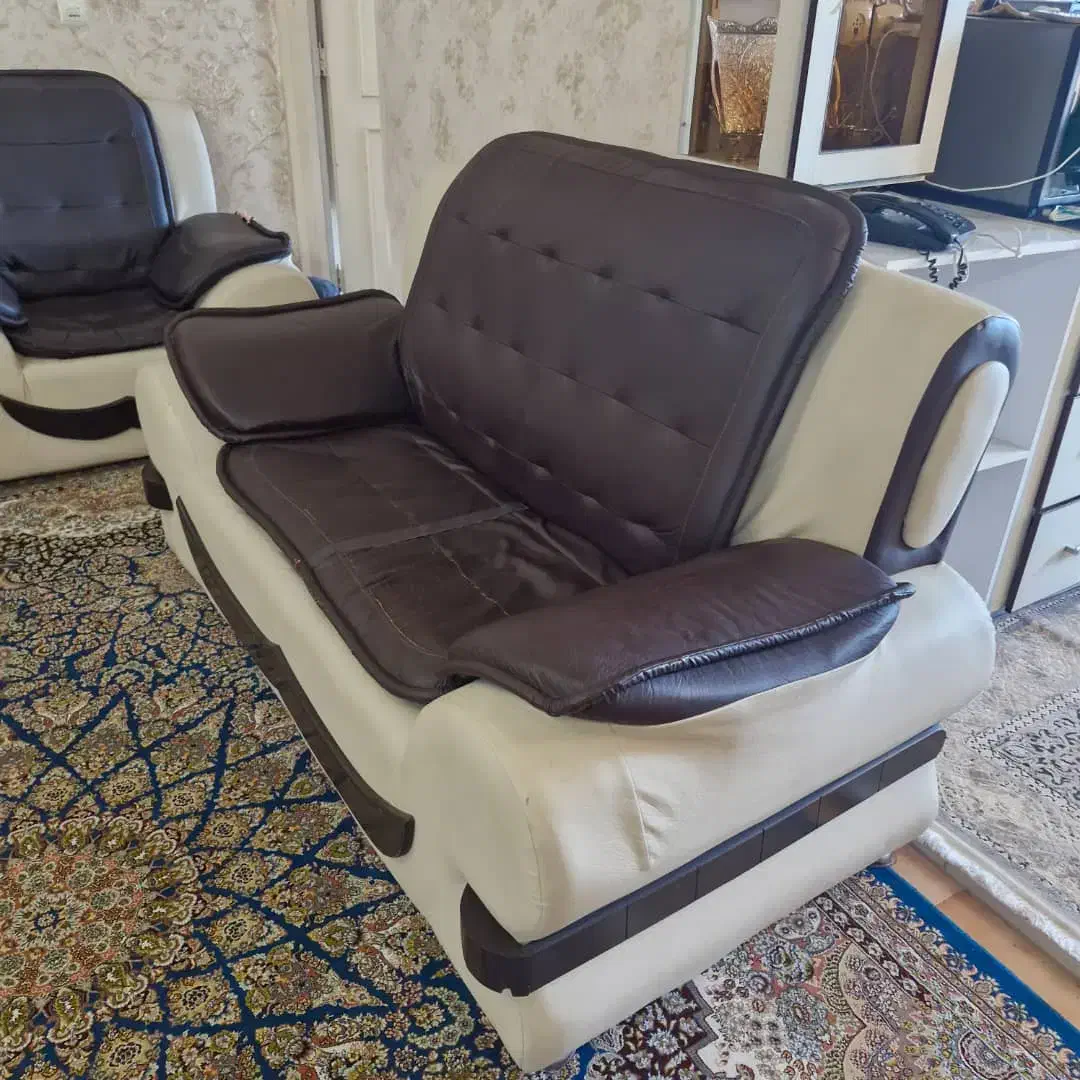 مبل راحتی ، گل ، تخت کودک|مبلمان خانگی و میز عسلی|بروجرد, |دیوار