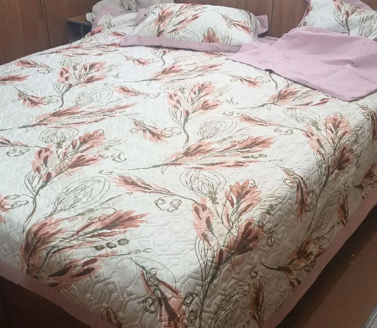 روتختی خارجی|سرویس روتختی|فردوس (خراسان), |دیوار