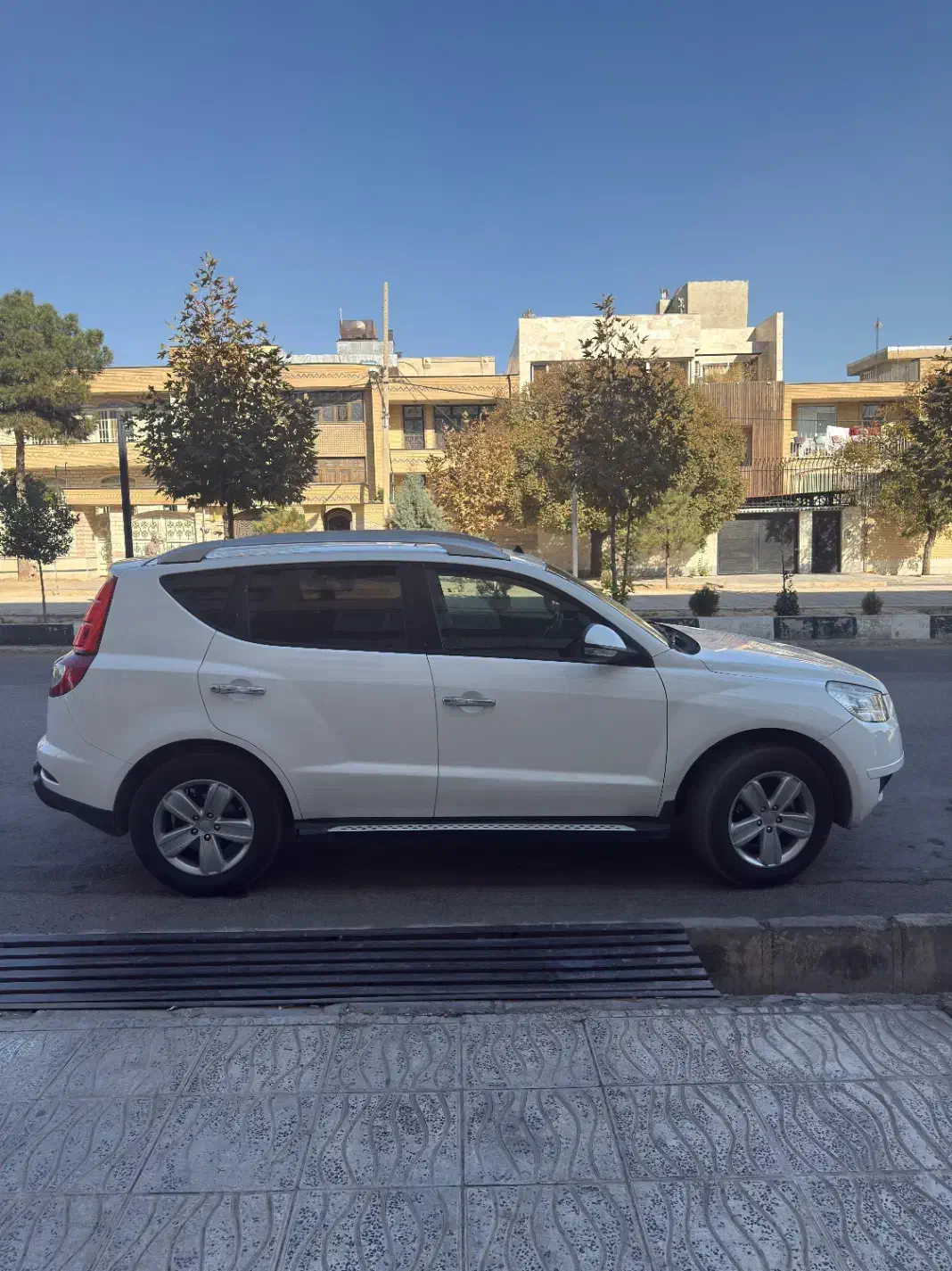 جیلی شاسی|خودرو سواری و وانت|شیراز, شهرک آرین|دیوار