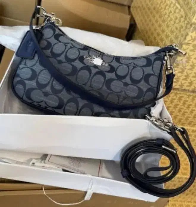 Coach full pack مسترکوالیتی کراس بادی|کیف، کفش، کمربند|تهران, سبلان (لشگر)|دیوار