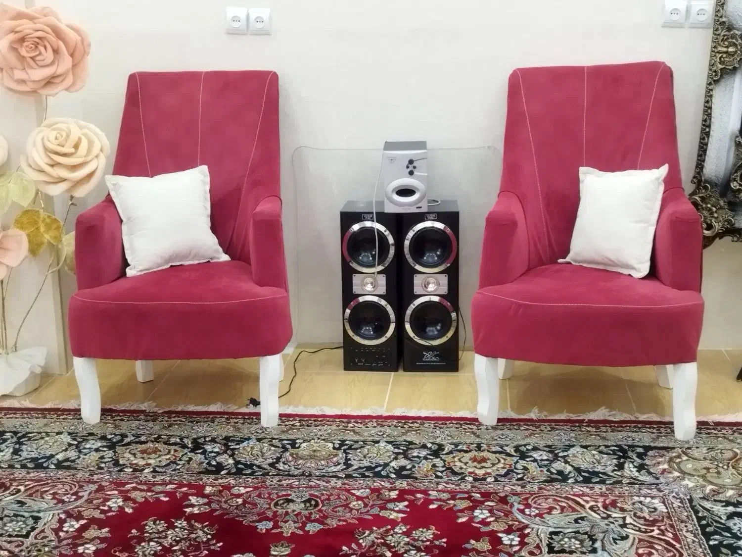 فروش مبل دونفره و دو عدد تک نفره|مبلمان خانگی و میز عسلی|ایوان, |دیوار