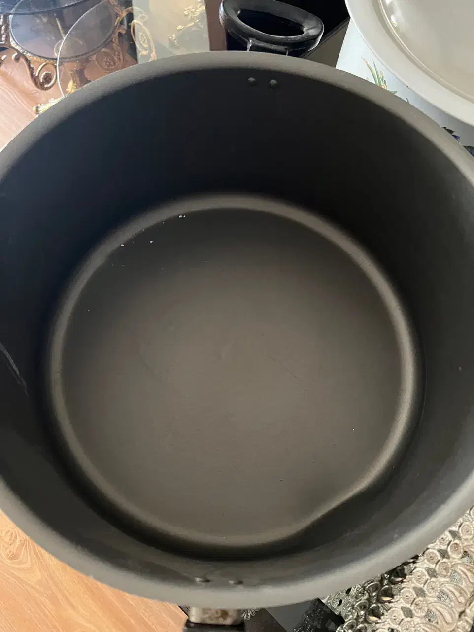 قابلمه ی تفلون|ظروف پختوپز|کرج, عظیمیه|دیوار