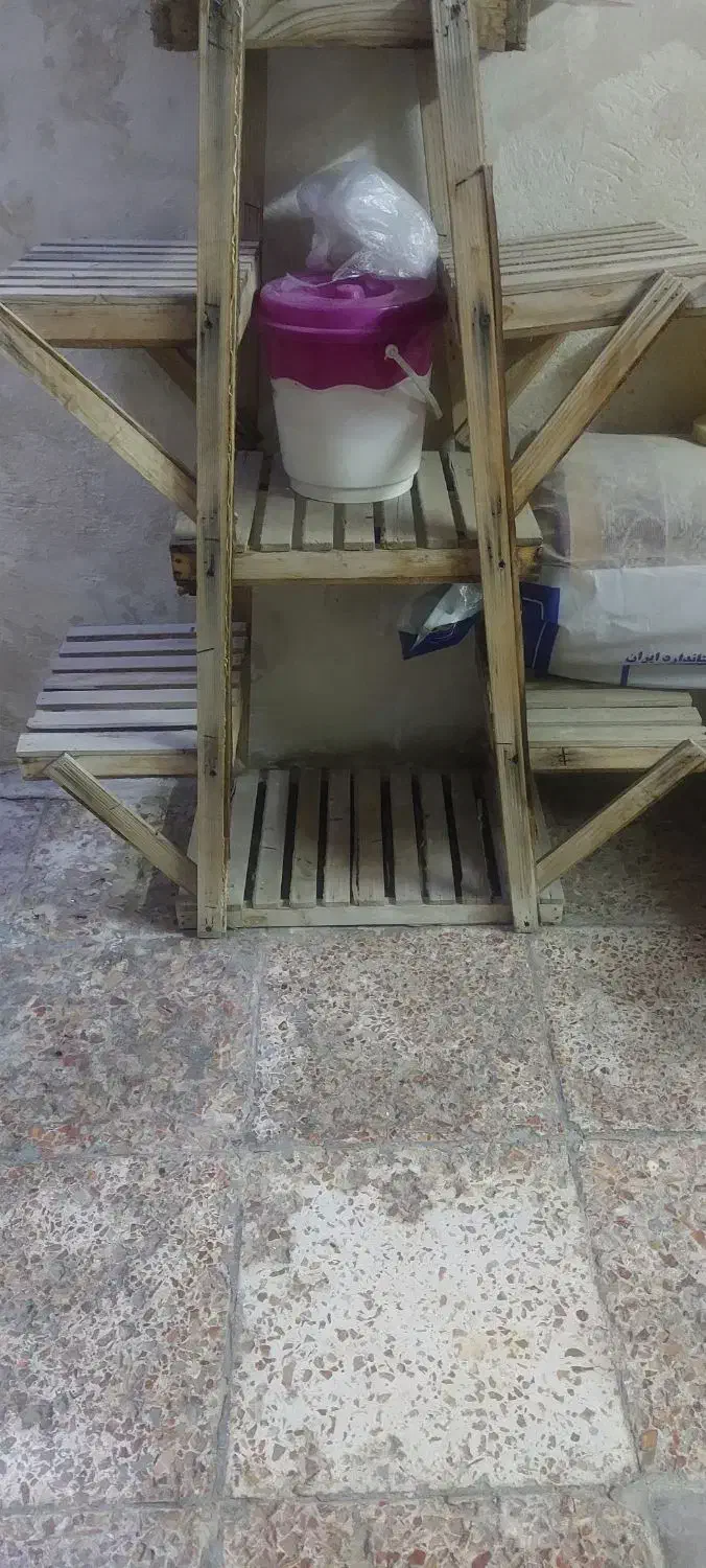 جا گلدونی|کتابخانه، شلف، قفسه‌های دیواری|سبزوار, امیر کبیر|دیوار