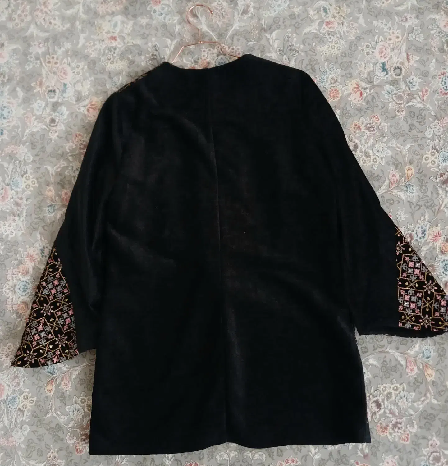 مانتو|لباس|اردبیل, |دیوار