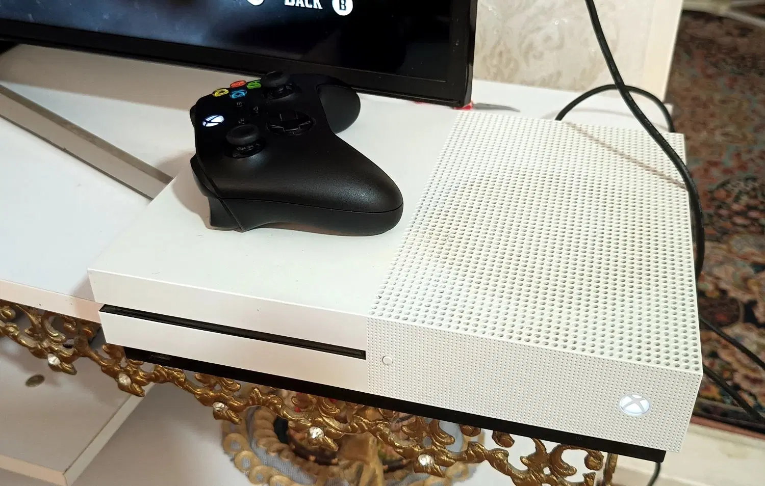 xbox one s|کنسول، بازی ویدئویی و آنلاین|قم, دروازه چوبی|دیوار