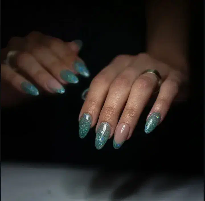 کاشت ناخن|خدمات آرایشگری و زیبایی|محمدیه-قزوین, |دیوار