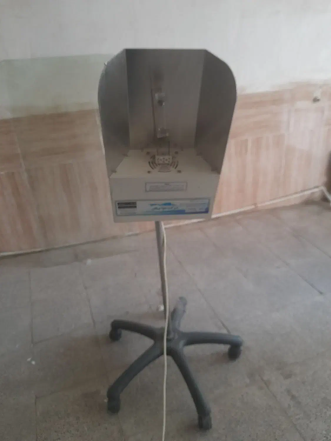 فروش یک سری تجهیزات پزشکی|پزشکی|نهاوند, |دیوار