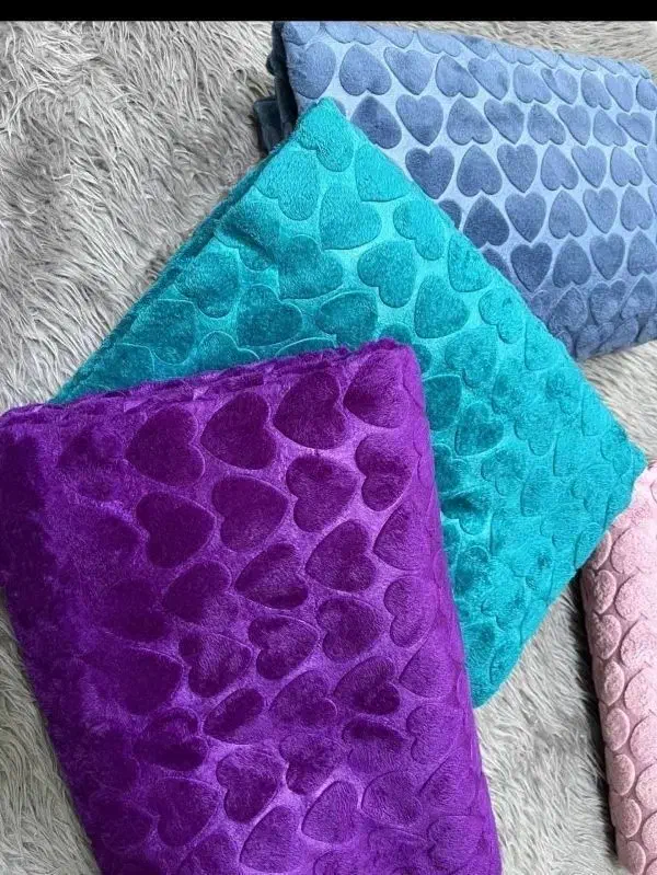 ملافه  وپتو|رختخواب، بالش، پتو|میان ولایت, |دیوار