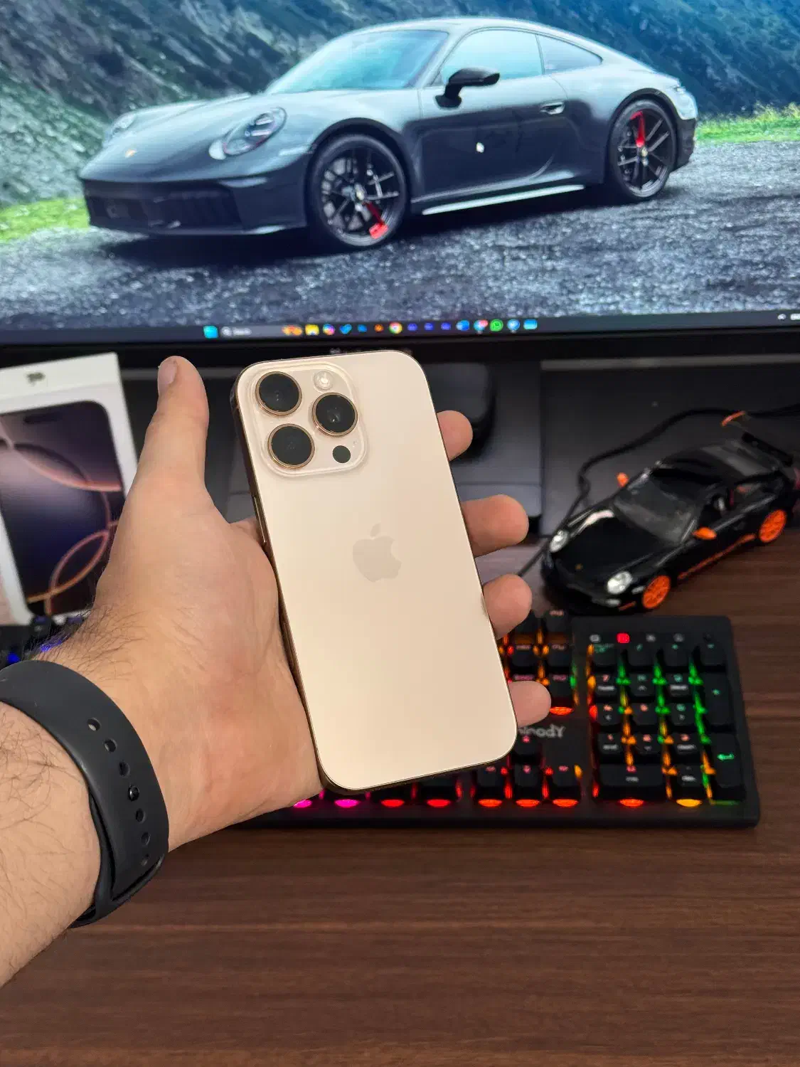 آیفون 16 پرو ZA مشابه آک با ۲ ماه آنتن - باتری ۱۰۰|موبایل|مشهد, سجاد شهر|دیوار