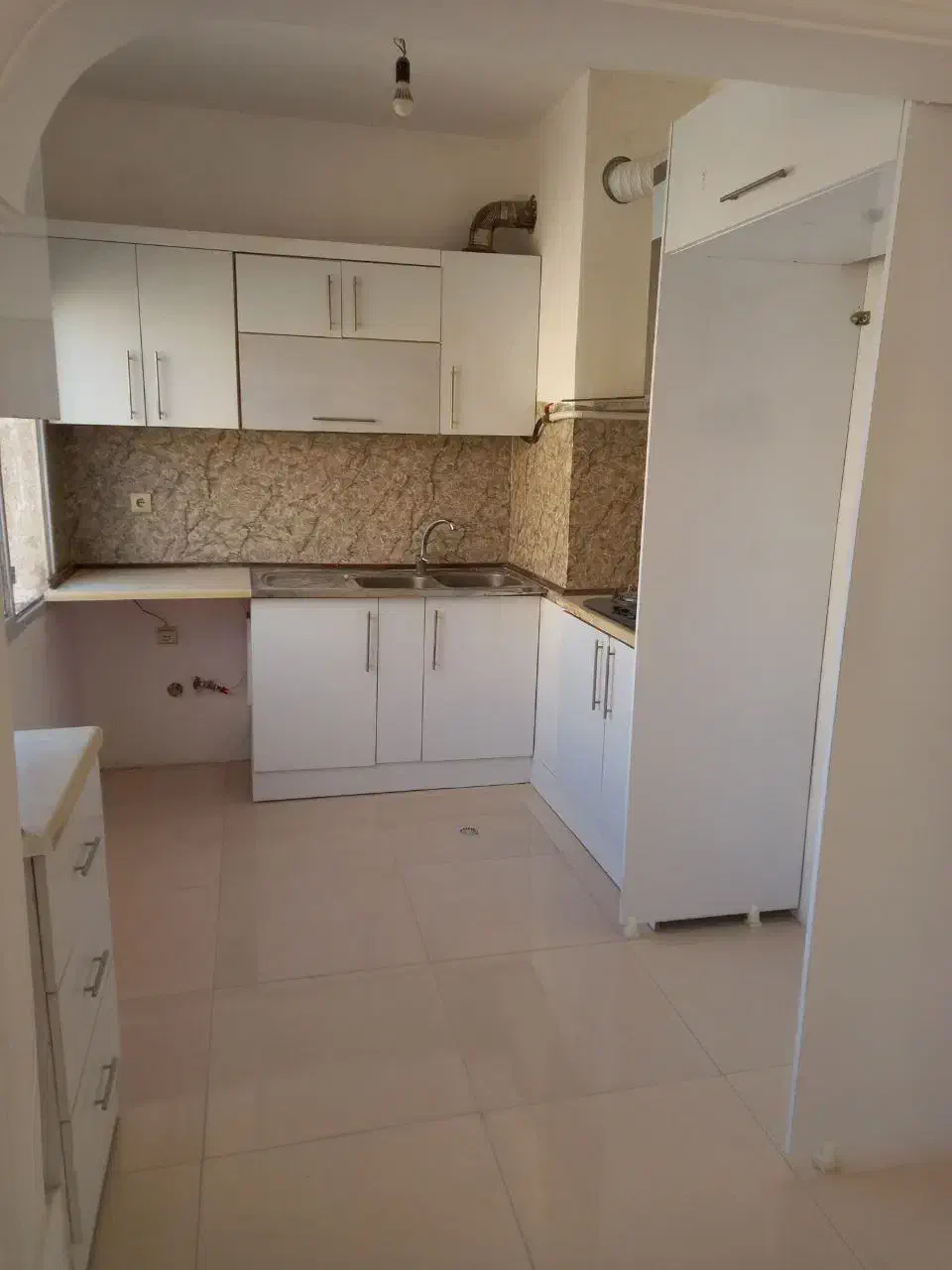 دیوار چین. بنا. جوشکار. کاشی و سرامیک کار|خدمات پیشه و مهارت|مشهد, نیروی هوایی|دیوار