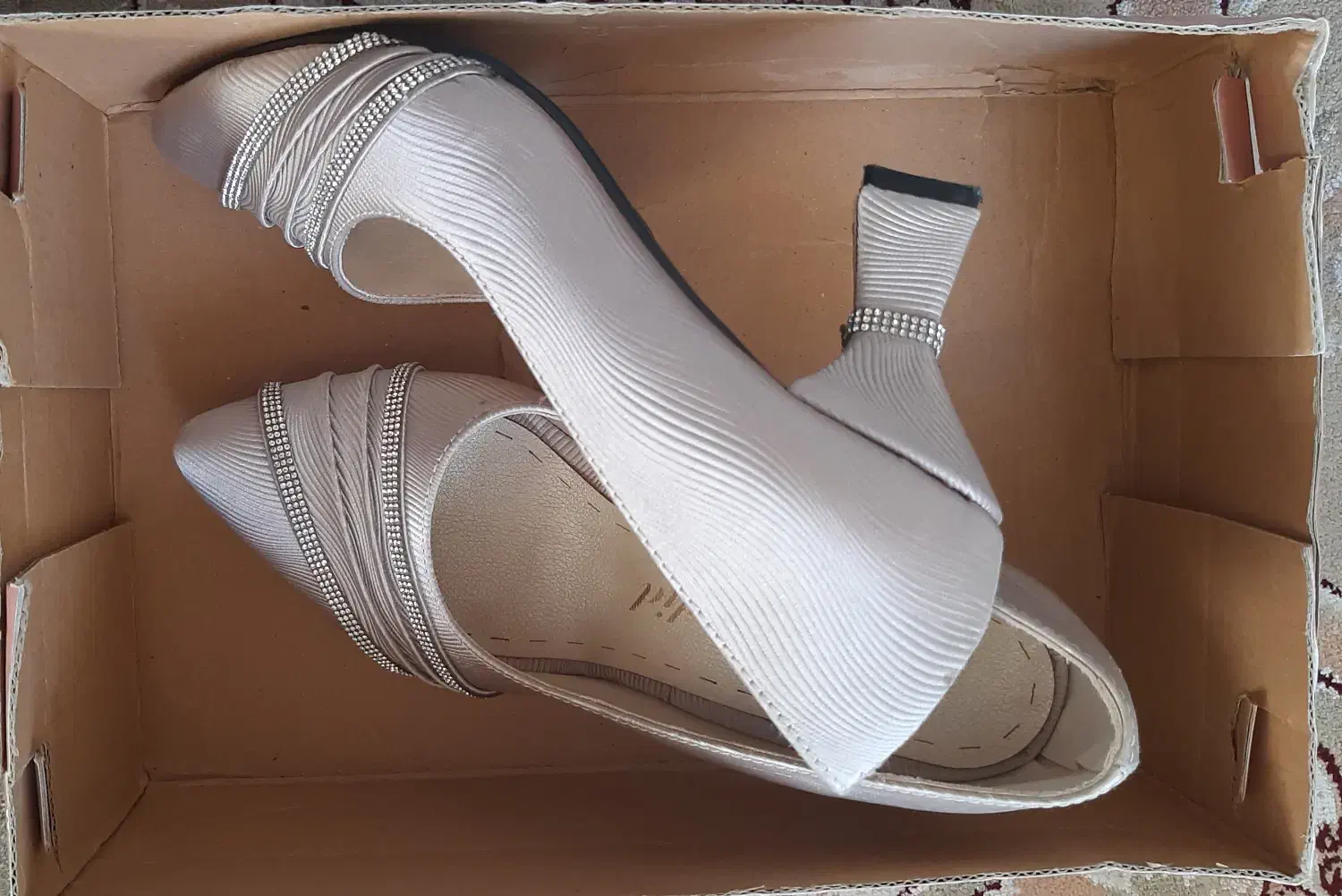 کفش|کیف، کفش، کمربند|مهران (ایلام), |دیوار