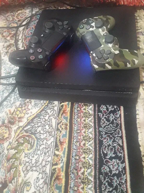 ps4|کنسول، بازی ویدئویی و آنلاین|شیراز, کوشک میدان|دیوار