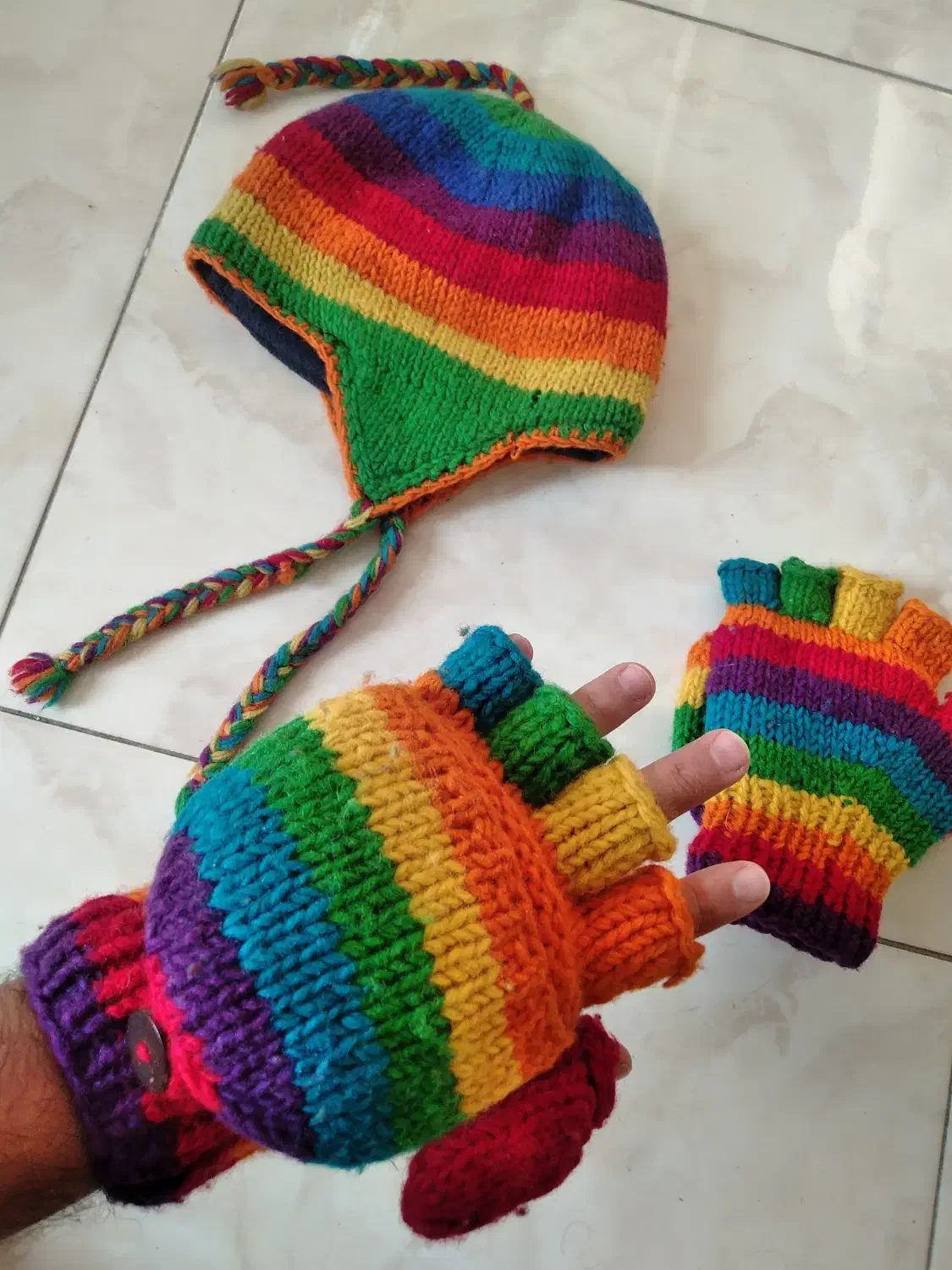 کلاه ودستکش|لباس|تهران, فاطمی|دیوار