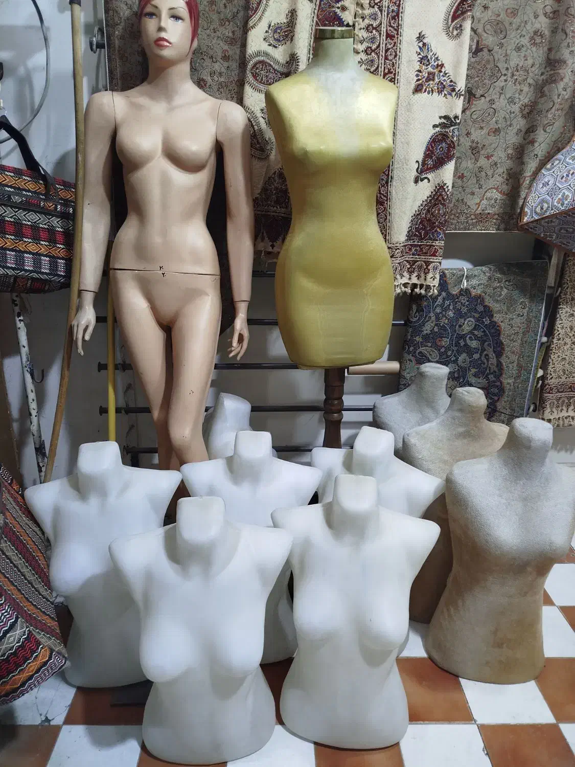 فروش مانکن|فروشگاه و مغازه|بهبهان, |دیوار