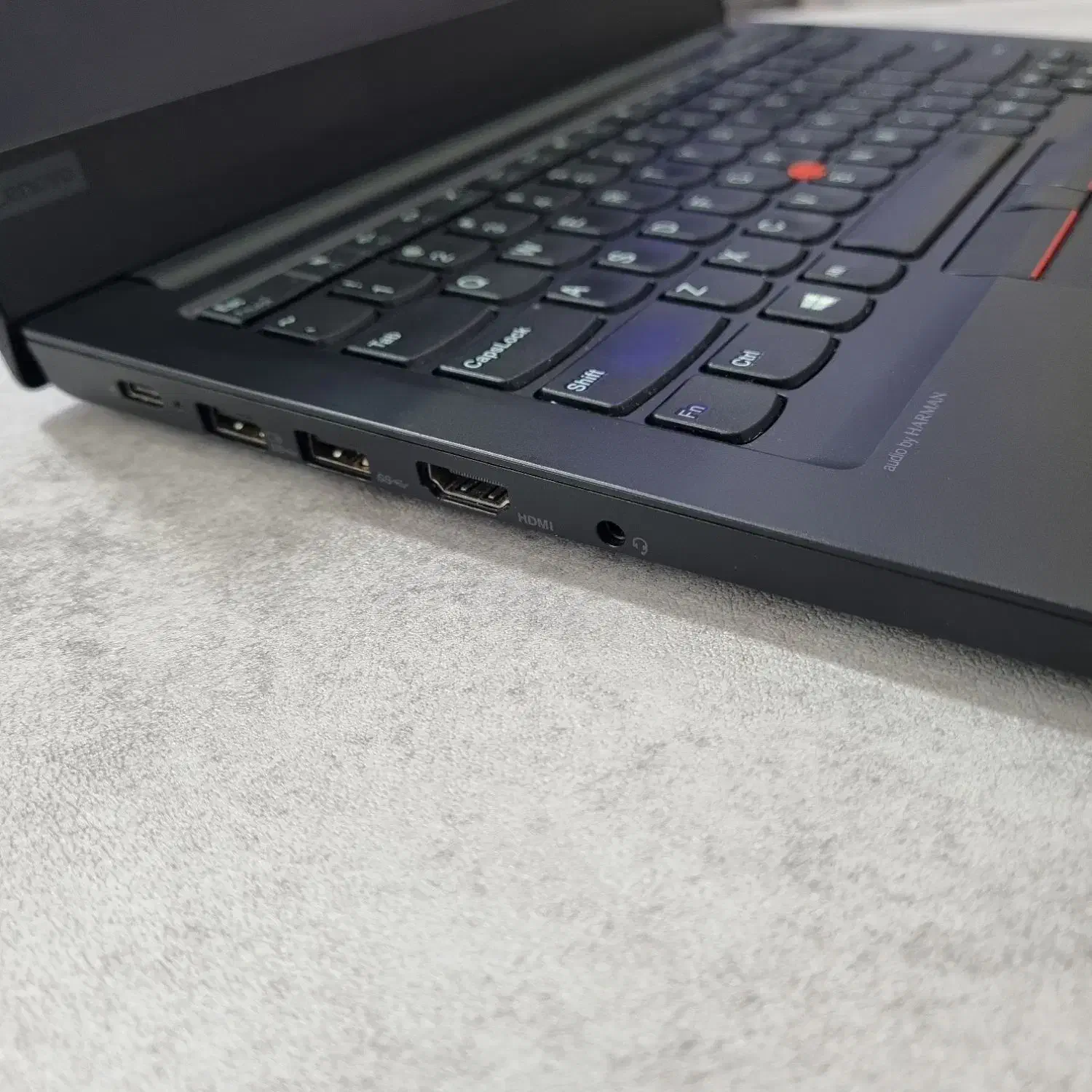 لپ تاپ بیزینسی lenovo تمیز و قوی i7 نسل ۱۰|رایانه همراه|شیراز, فضل‌آباد|دیوار