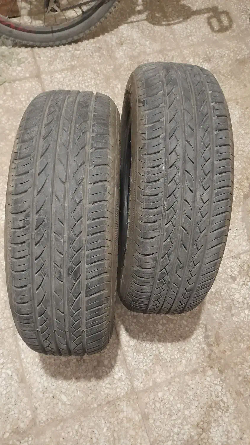 لاستیک بارز 185/65R 15 88H|قطعات یدکی و لوازم جانبی|نجفآباد, معرفت|دیوار