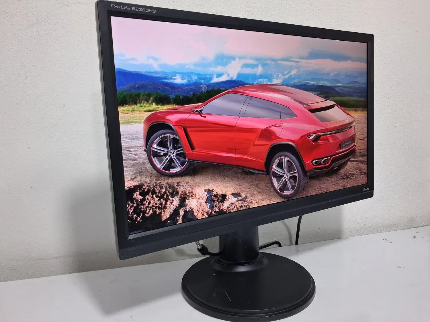 مانیتور 22hdmi دارای اسپیکر با گارانتی|قطعات و لوازم جانبی رایانه|شیراز, زند|دیوار