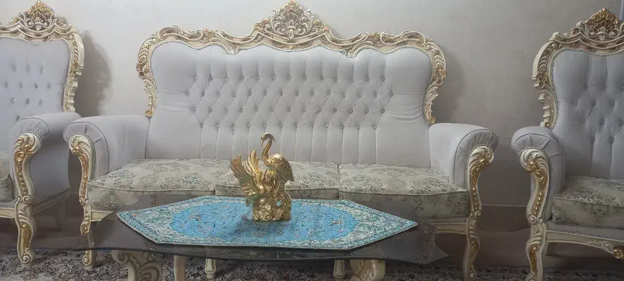 مبل ۹ نفره تمییز|مبلمان خانگی و میز عسلی|فولادشهر, C5|دیوار