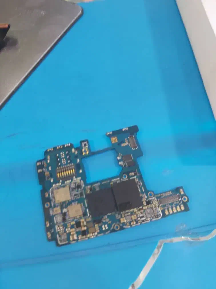 تعمیرات آیفون واندرویدهمرا ه با ضمانت|خدمات رایانه‌ای و موبایل|کرج, فاز ۴ مهرشهر|دیوار