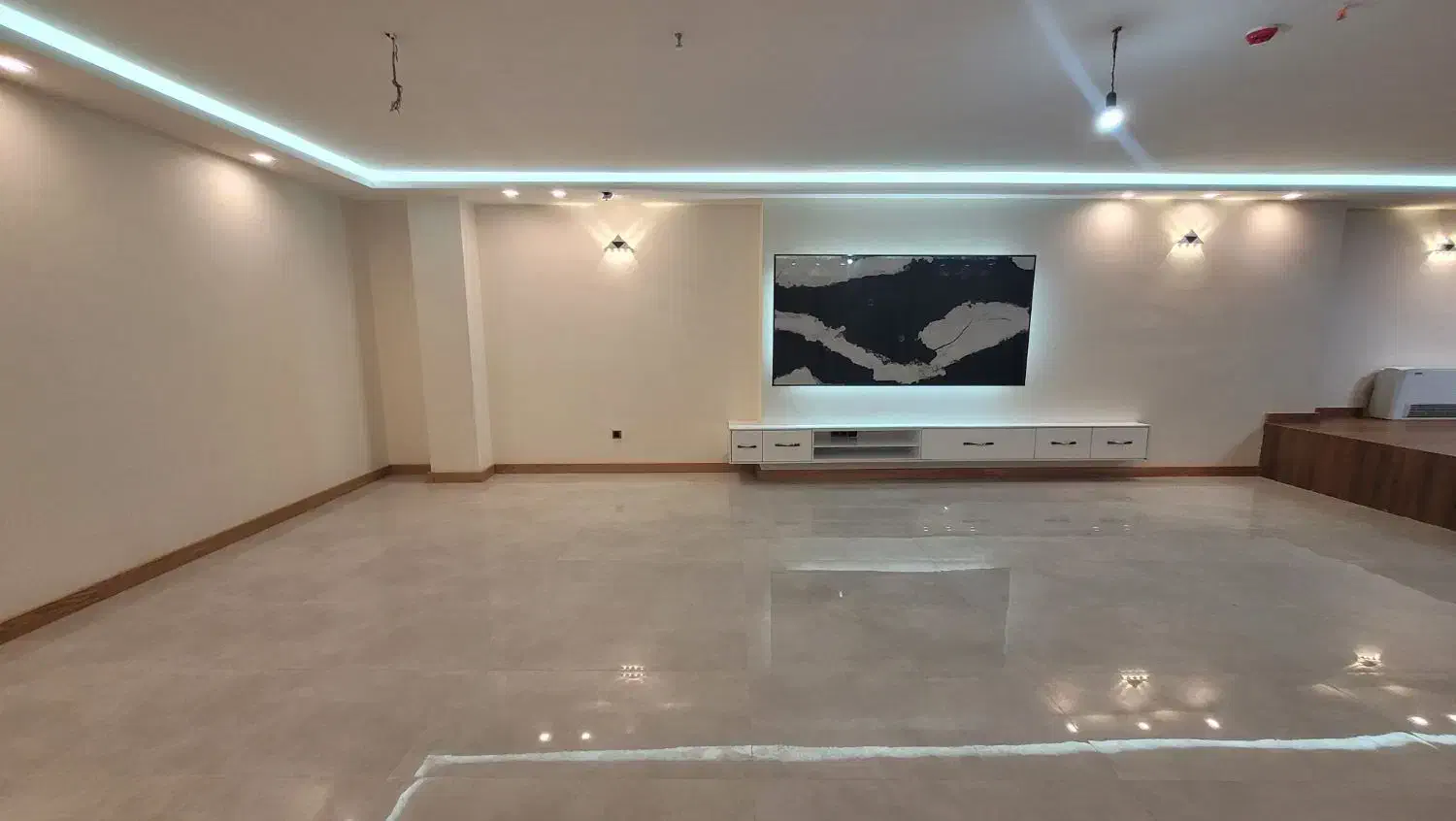 پیش فروش تکواحدی سه طرف نور/جابر انصاری|پیشفروش املاک|اصفهان, طامه|دیوار