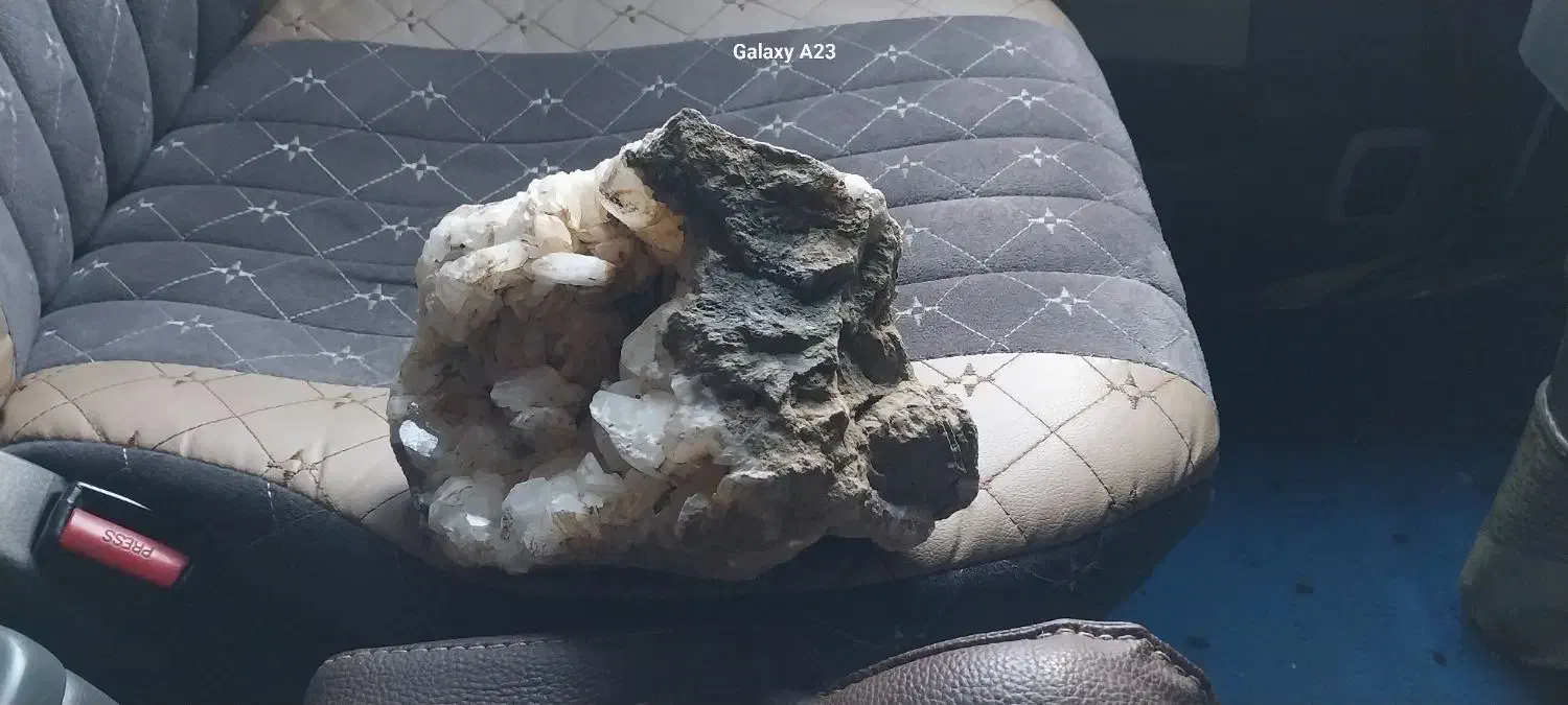 سنگ|جواهرات|خوی, |دیوار