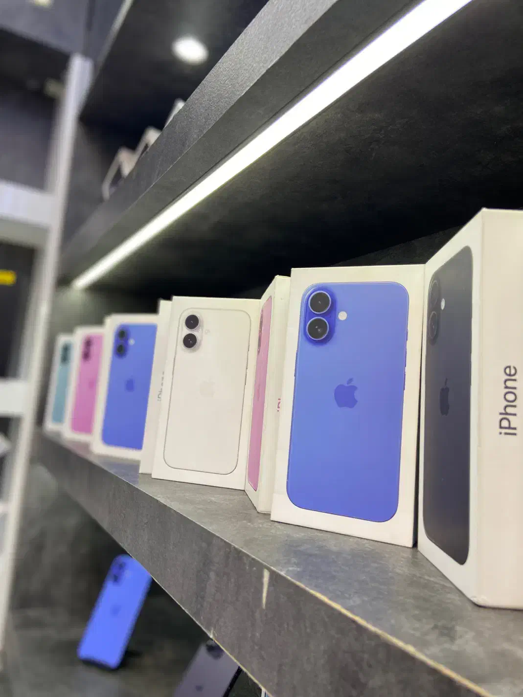 اپل ایفون iPhone ۱۶ اکبند۲۵۶ باریجستروبدونه ریجستر|موبایل|اصفهان, احمدآباد|دیوار