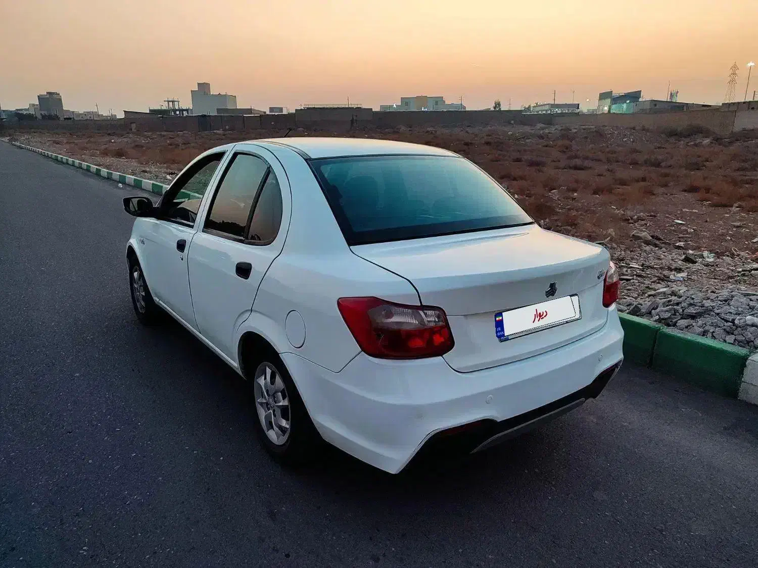 ساینا s مدل 1402|خودرو سواری و وانت|قرچک, مهدیه|دیوار