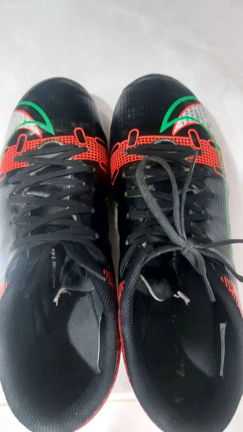 کفش استوک دار مناسب فوتبال|تجهیزات ورزشی|اهواز, پردیس|دیوار