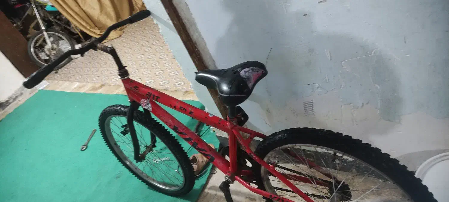 دوچرخه ۲۶ به قیمت مناسب چهار میلیون|دوچرخه، اسکیت، اسکوتر|خرمشهر, |دیوار