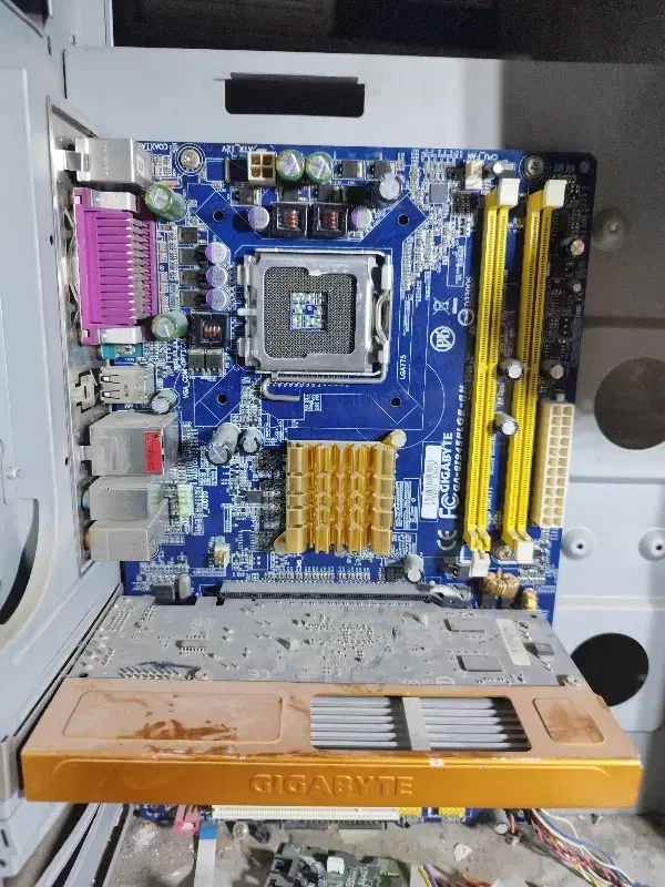 کیس کامپیوتر|رایانه رومیزی|شوش, |دیوار