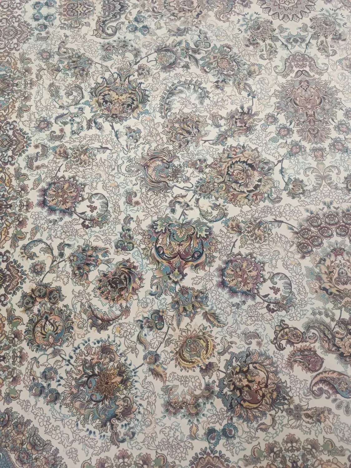 یک تخته فرش دوازده متری ۱۲۰۰شانه تراکم۳۶۰۰افشان|فرش|خرمآباد, |دیوار