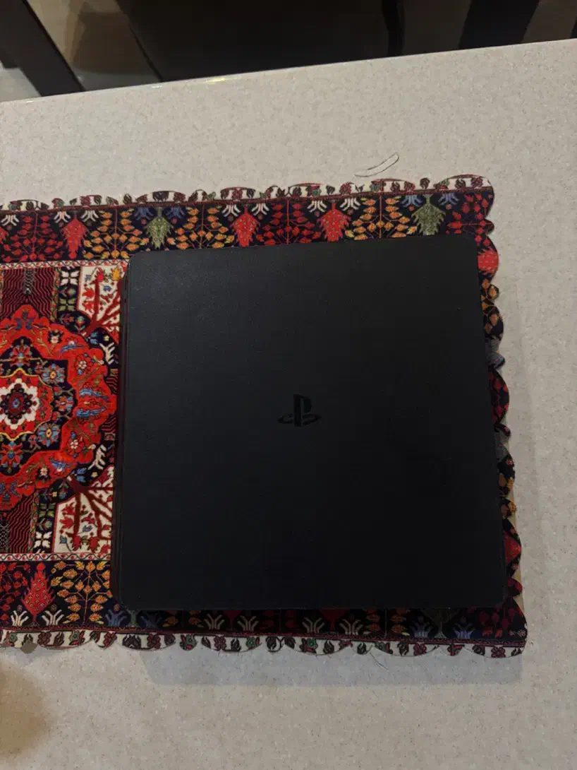 Ps4 slim|کنسول، بازی ویدئویی و آنلاین|خمام, |دیوار