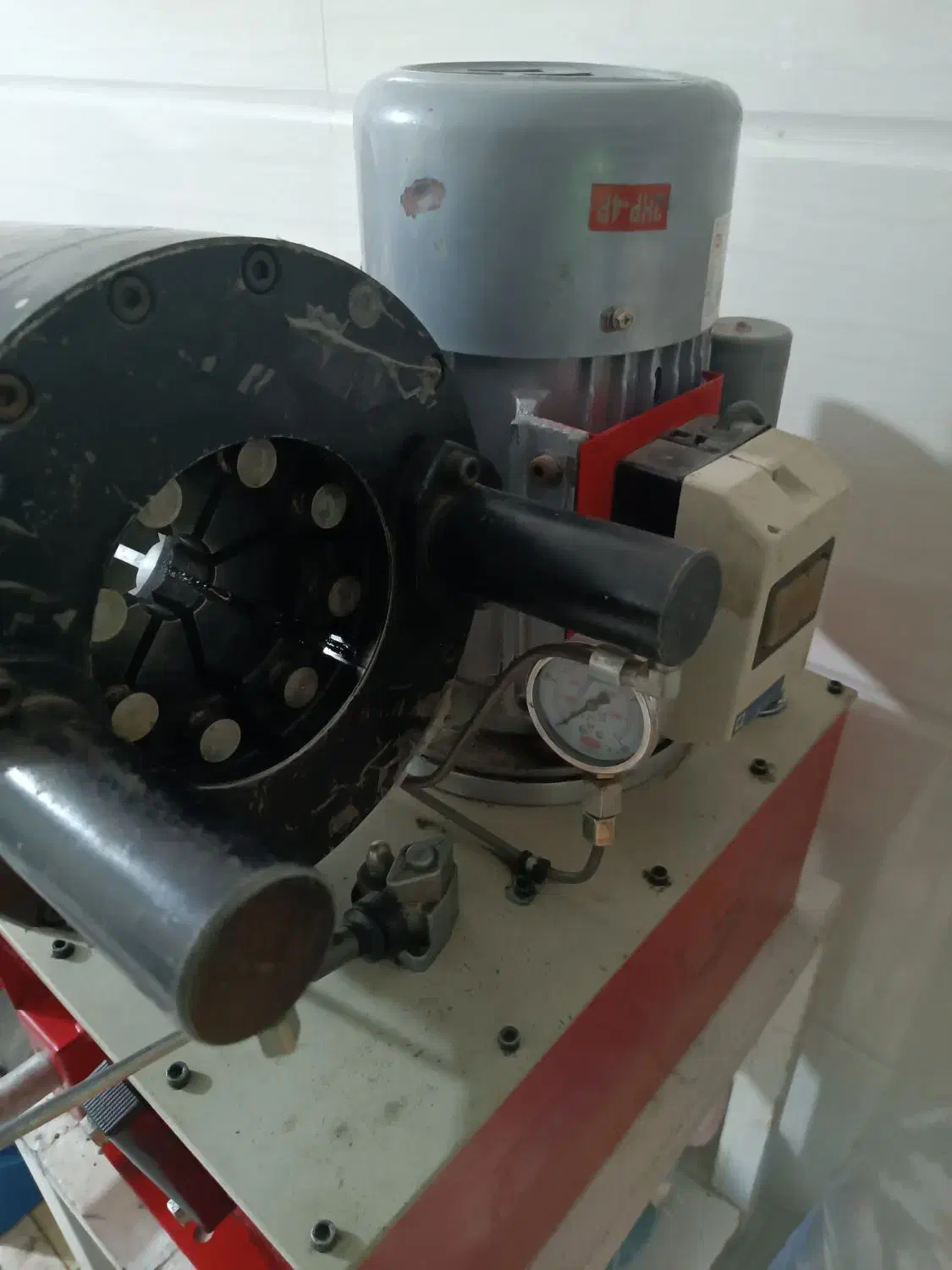 دستگاه پرس هیدرولیک|ماشین‌آلات صنعتی|مرودشت, مختارآباد|دیوار